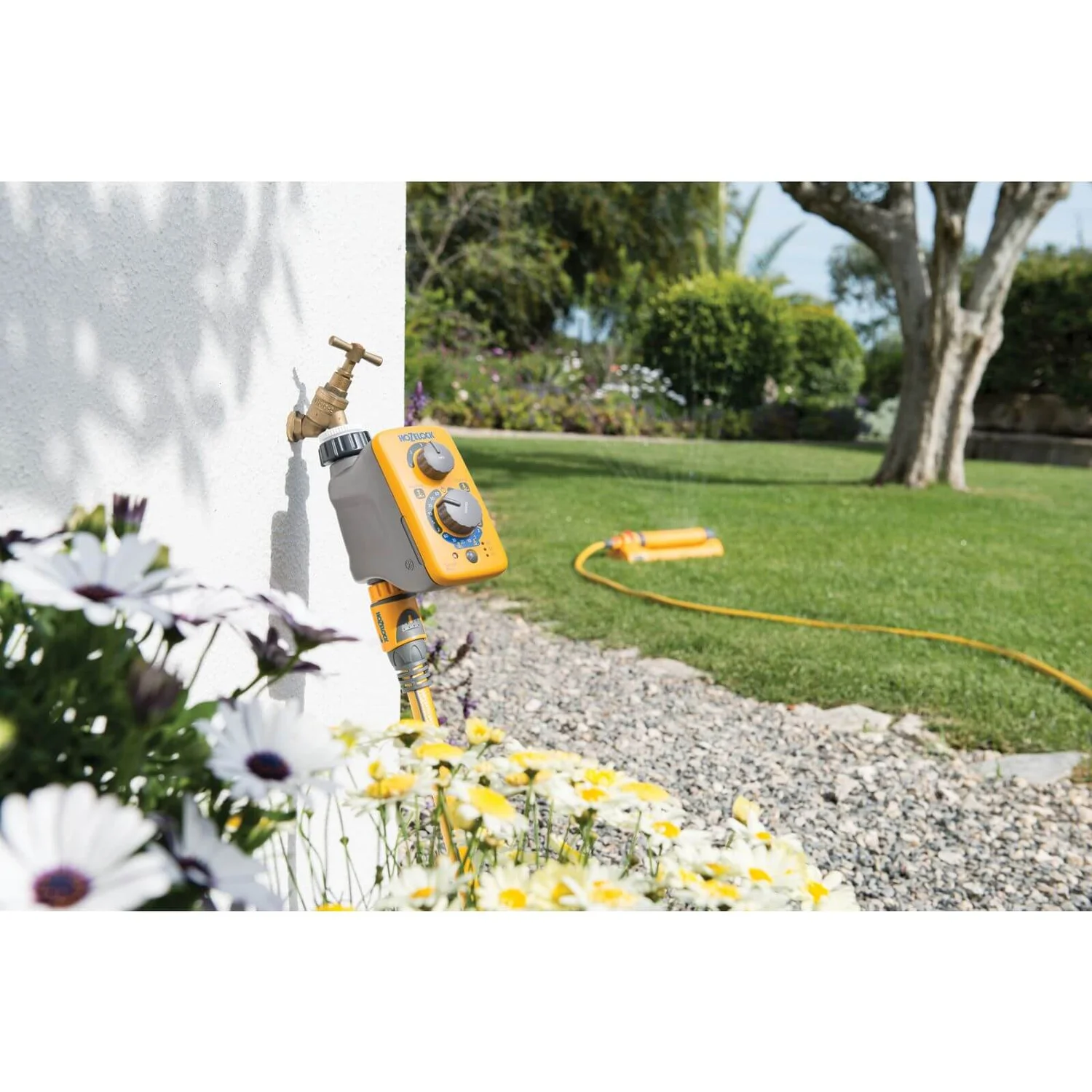 Hozelock Sensor Plus Controller For Automatic Watering System - Image 3
