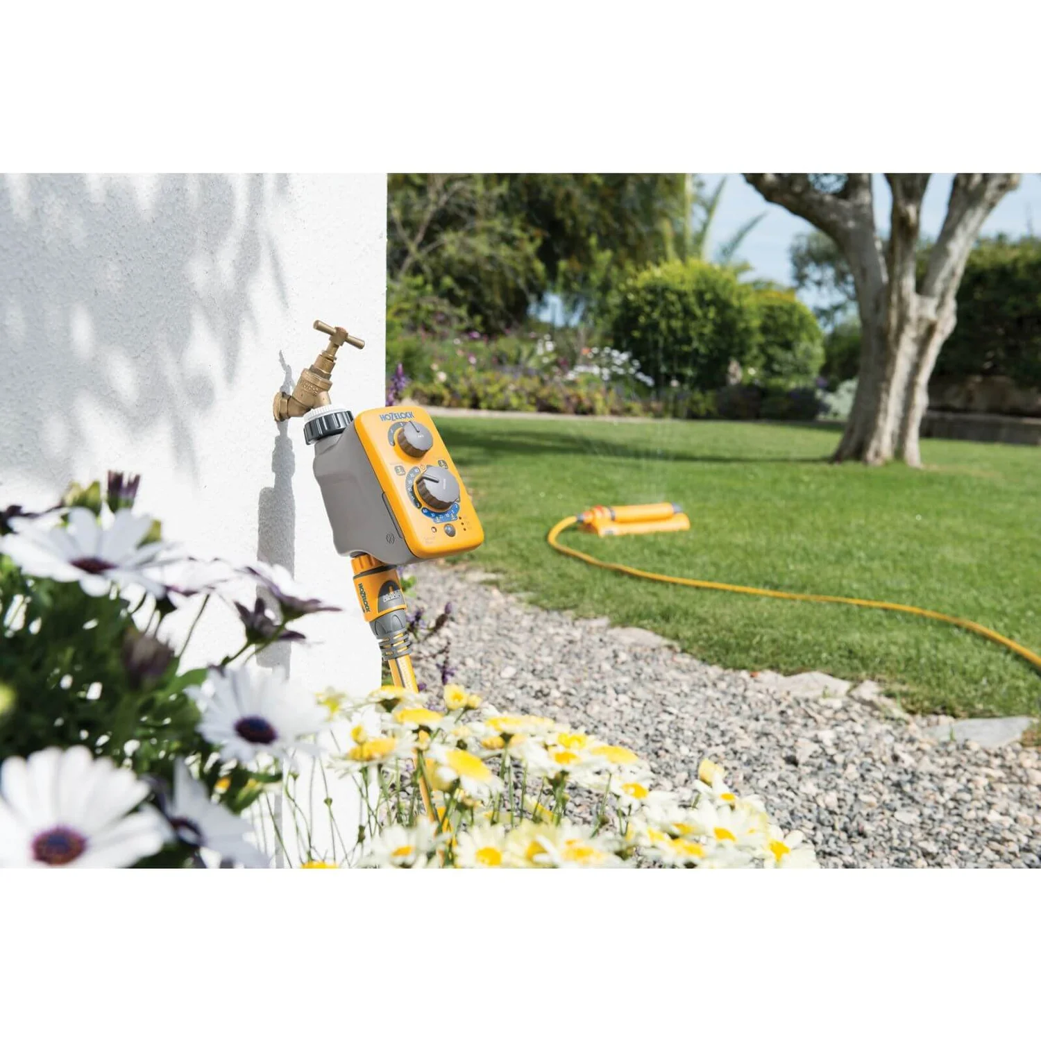Hozelock Sensor Plus Controller For Automatic Watering System - Image 2